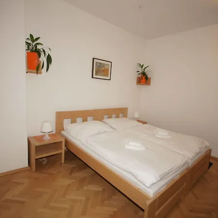 Отель Garni Rambousek 3*