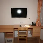 Hotel Garni Rambousek 3*