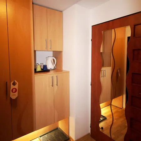 Garni Rambousek Szálloda 3*