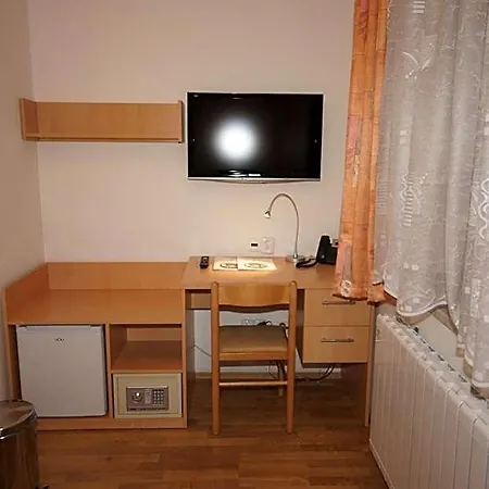 Garni Rambousek 3*