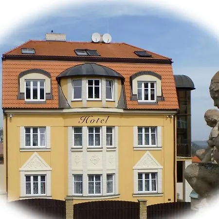 Garni Rambousek 3* Prag