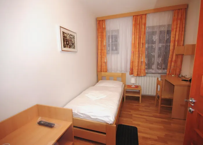 Ξενοδοχείο Garni Rambousek 3*