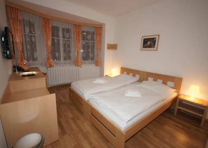 Hotel Garni Rambousek 3*